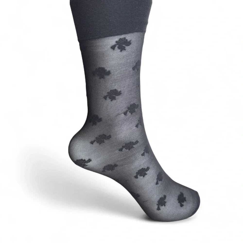 HUE‎ Womens Knee High Socks Black Sheer Whimsy Floral One Size Fits Most